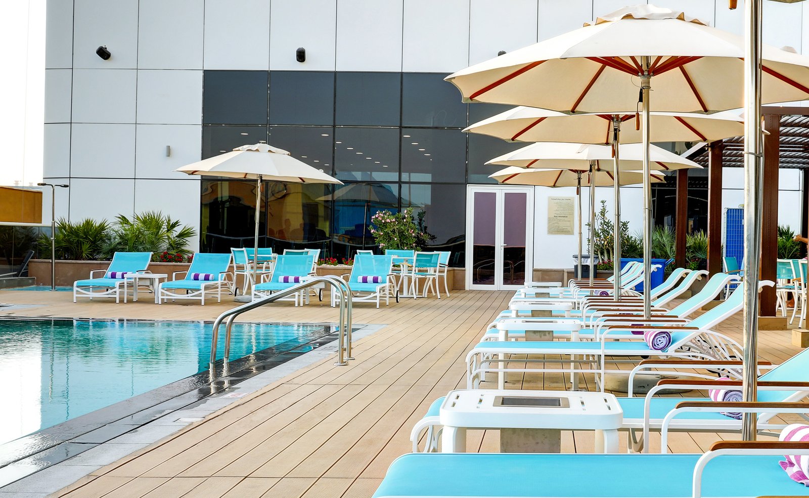 Staycation Season: 5 Compelling Reasons to Skip the Airport and Love Dubai This Summer