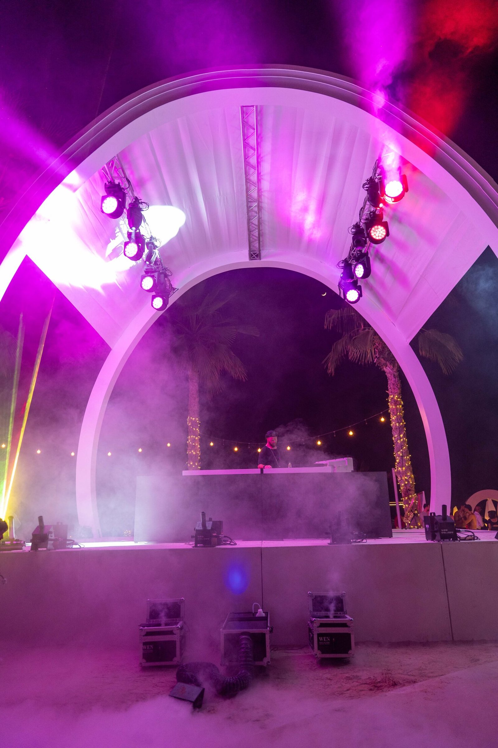 Budapest Pool Party Now Brings Island Heat to Dubai Fridays! - ICONIC ...