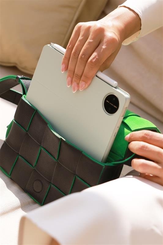 Ultra slim 5.1 mm Huawei MatePad Mini compact tablet UAE.